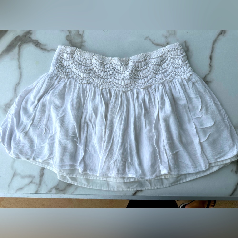 Forever 21 White Crochet Waist Mini Skirt
